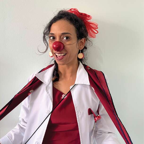 Dr. Nuqta Bent Bata, a healthcare clown